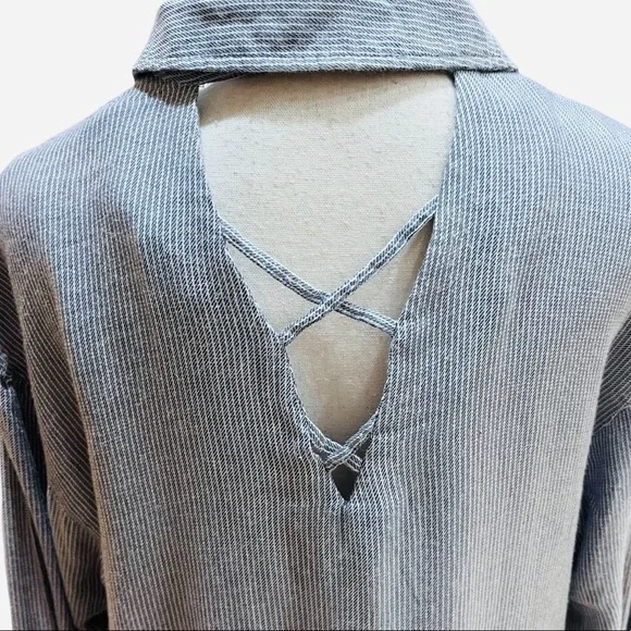William Rast Blue Chambray Ticking Striped Pullover Top 3/4 Sleeves Sz M - Picture 6 of 11